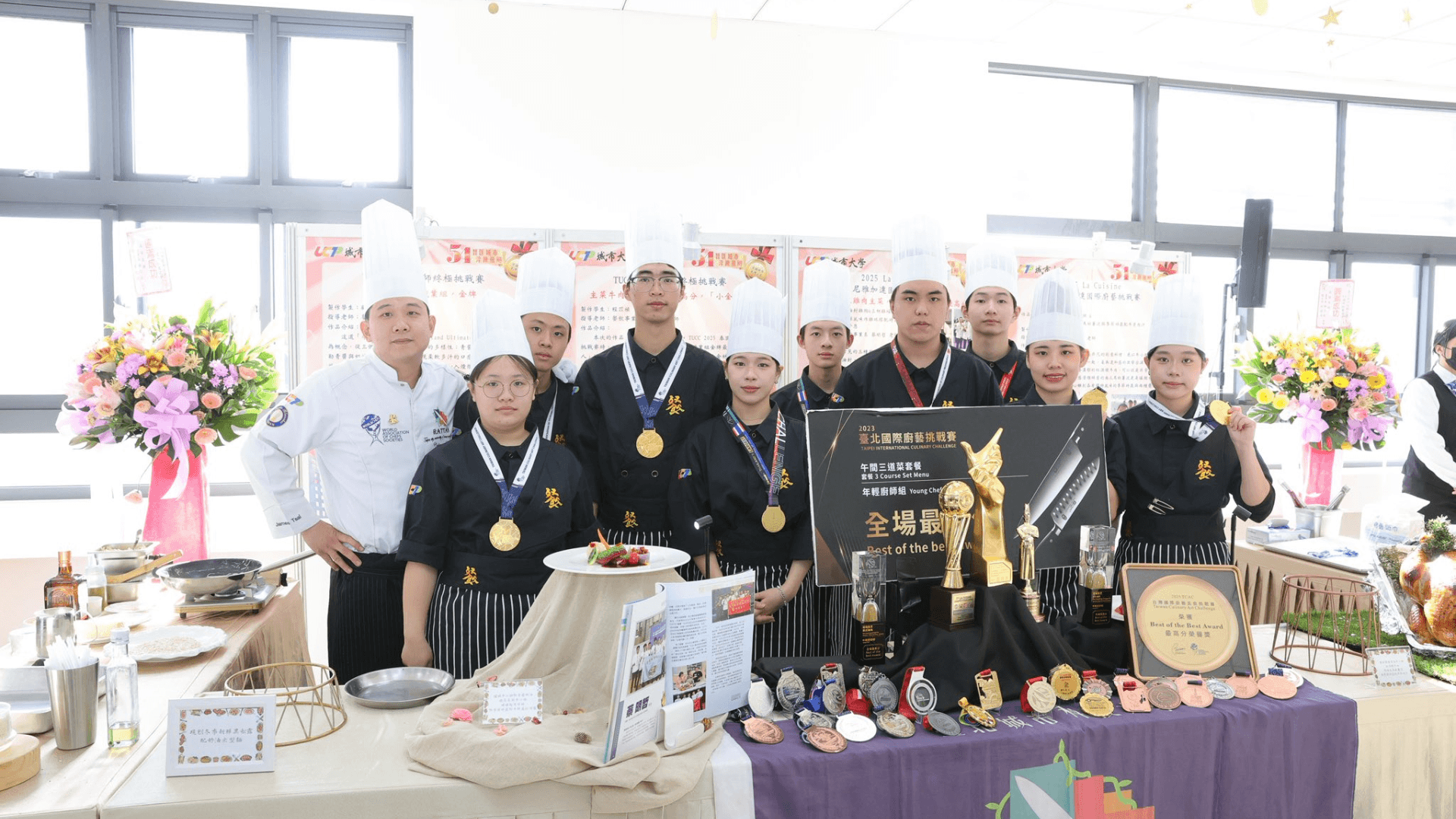 Dai-hoc-Khoa-hoc-Cong-nghe-Thanh-pho-Dai-Bac-dat-nhieu-giai-thuong